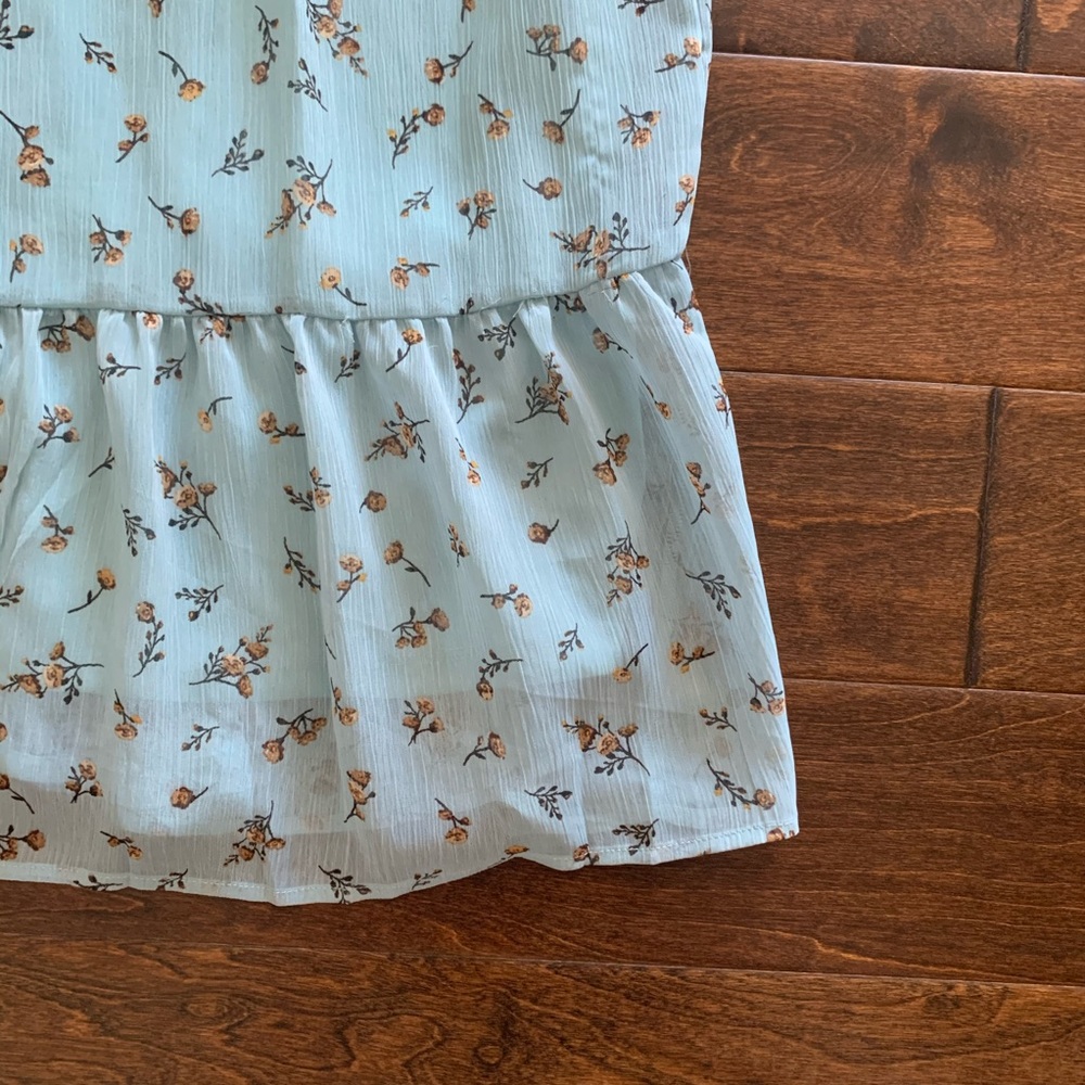 Baby Blue Floral Dress - Picture 4 of 5
